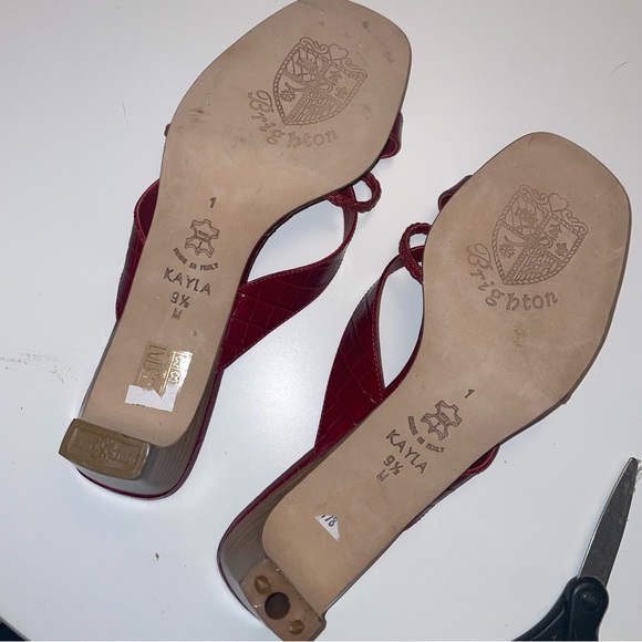 New Brighton Red Leather Kayla Sandals Made in Italy 9.5M - Picture 2 of 7
